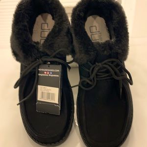 HEY DUDE BRITT TOTAL BLACK SIZE 10. EU 41. NWT